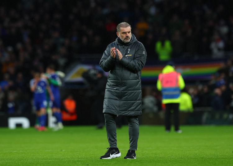 了来自沙特, 努诺 了来自沙特, 努诺