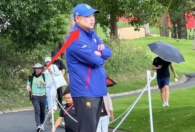 AA, 高尔夫界的, 信和沉稳 AA, 高尔夫界的, 信和沉稳