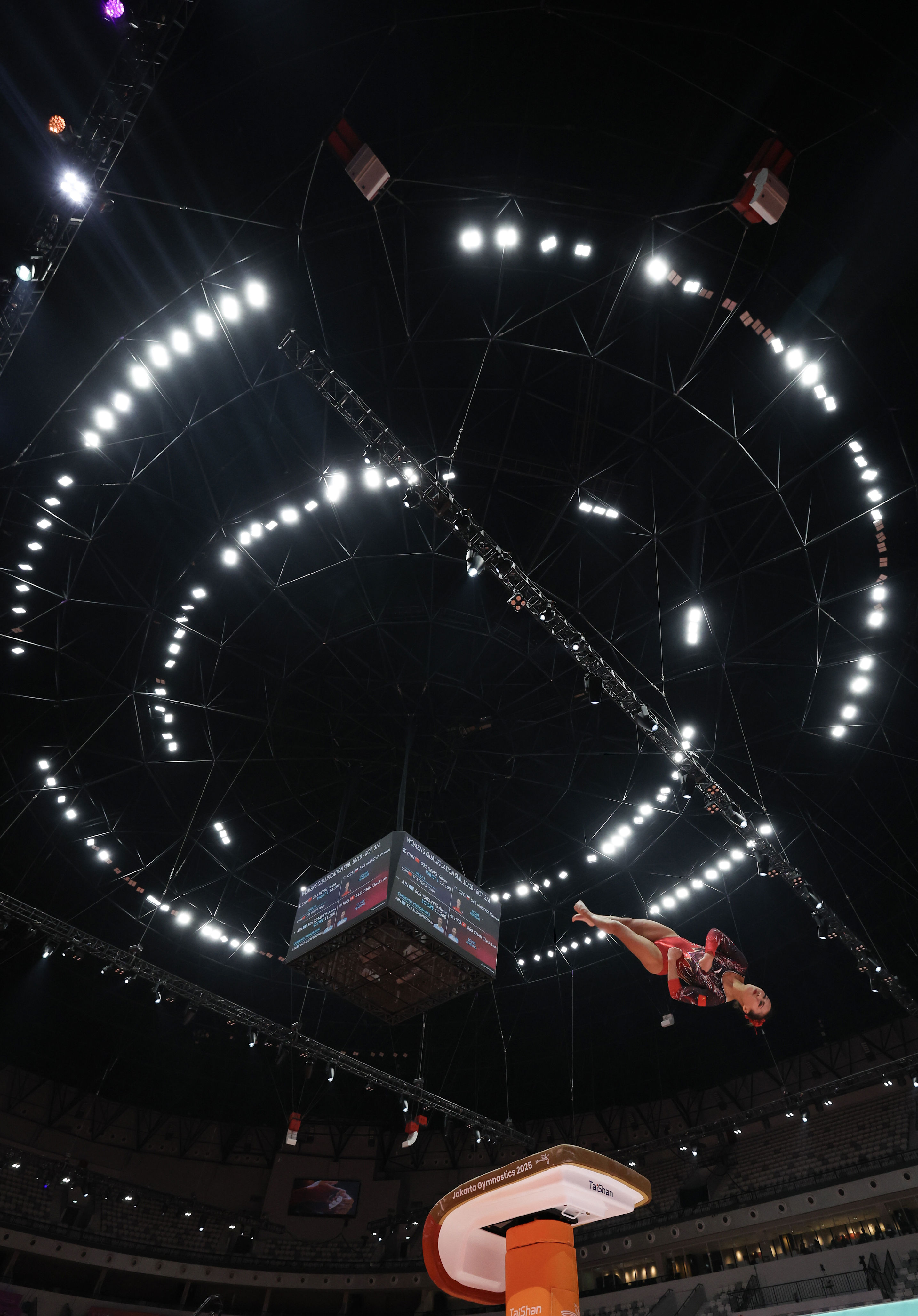 日最后一场, 中国选手张, 红色星星发 日最后一场, 中国选手张, 红色星星发